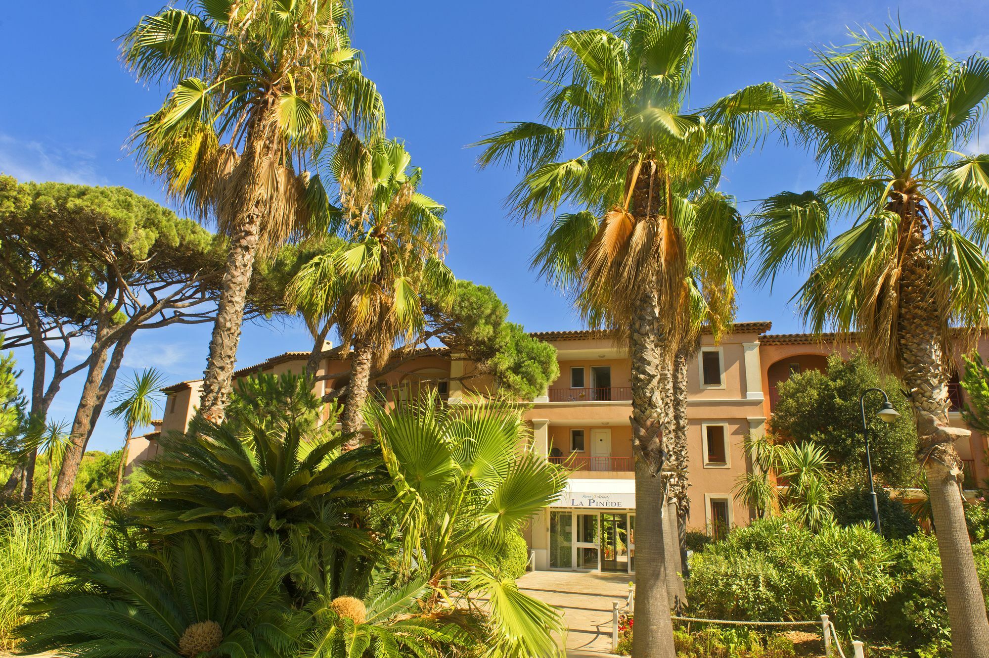 Apart-hotel Pierre & La Pinede