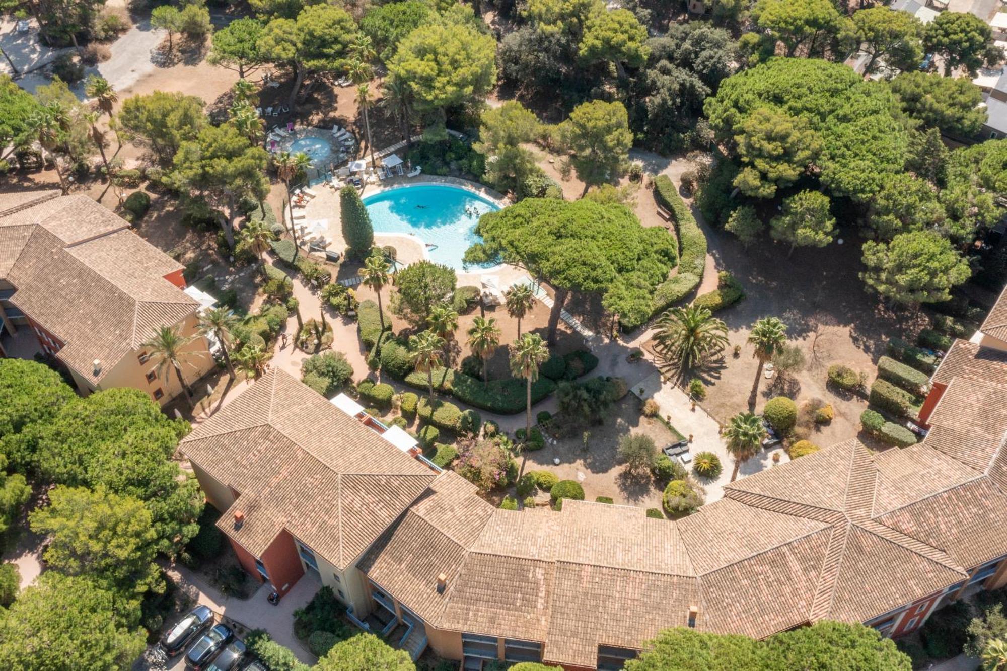 Aparthotel Pierre & La Pinede 3*